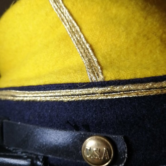 Felt officer's style cap - Picture 2 of 4